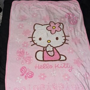 NWOT Beautiful Hello Kitty blanket 100cmX140cm